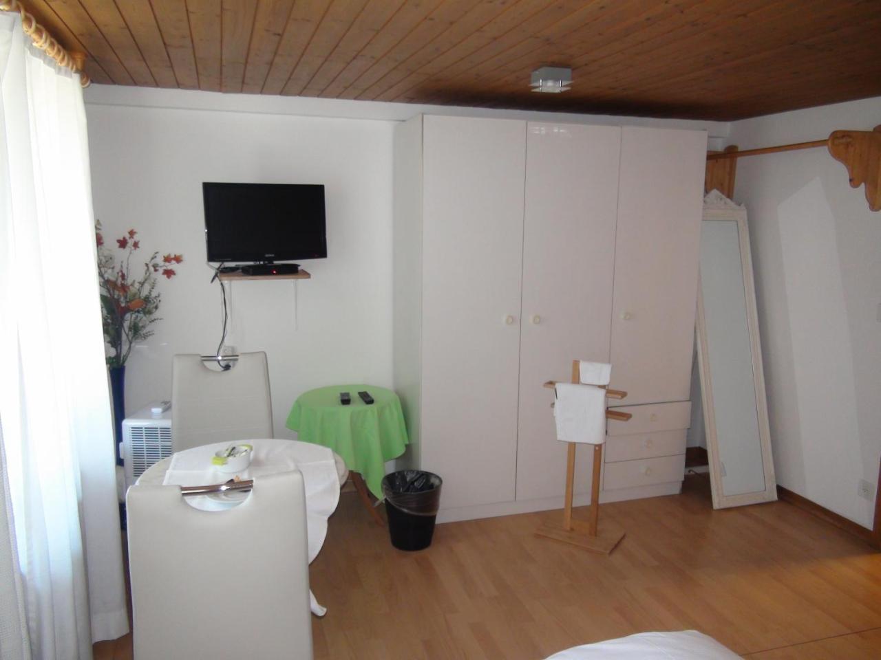 Bed and Breakfast Freihof Embrach Zewnętrze zdjęcie
